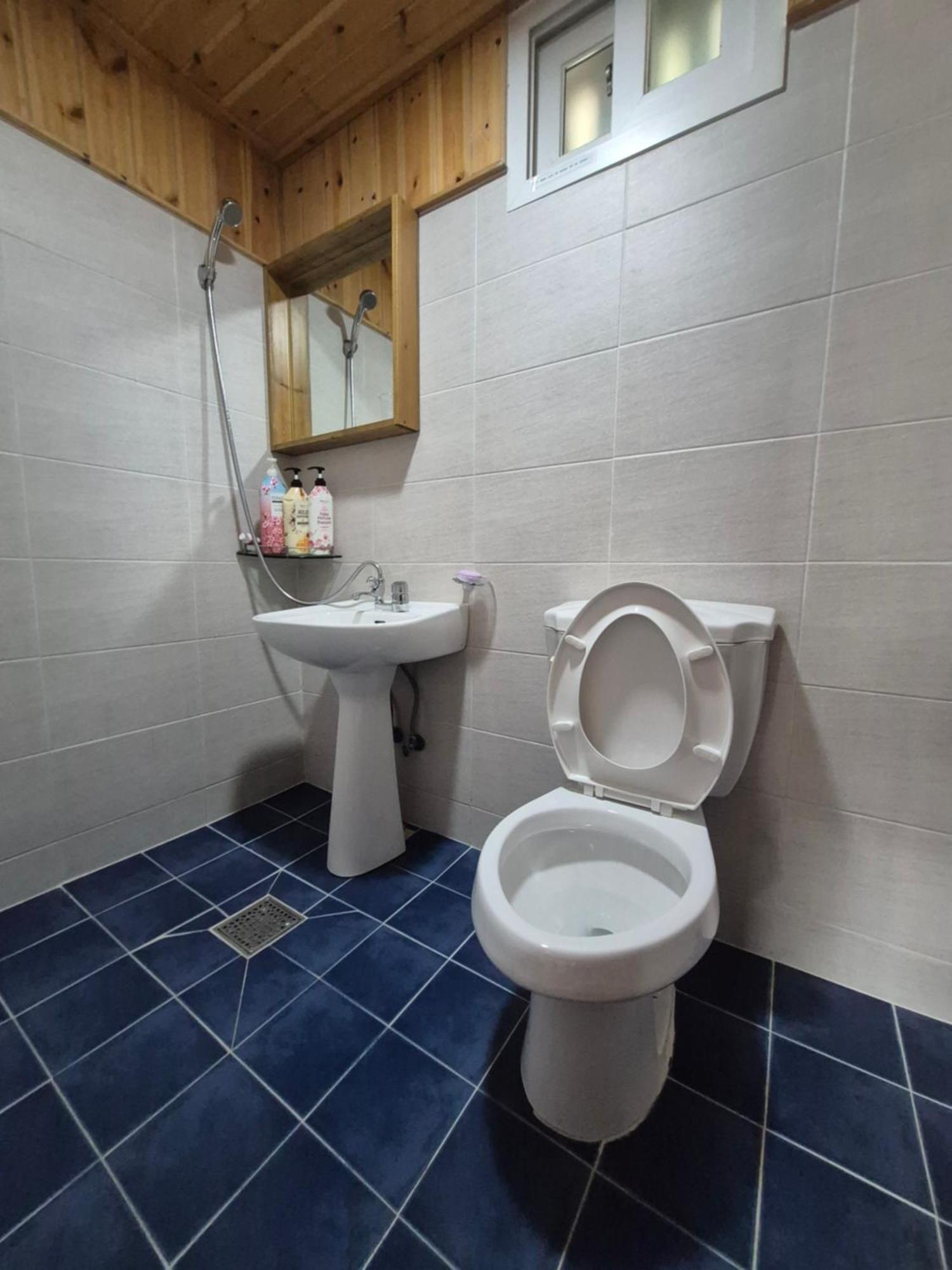 Jeonju Tosarang Guesthouse Habitación foto