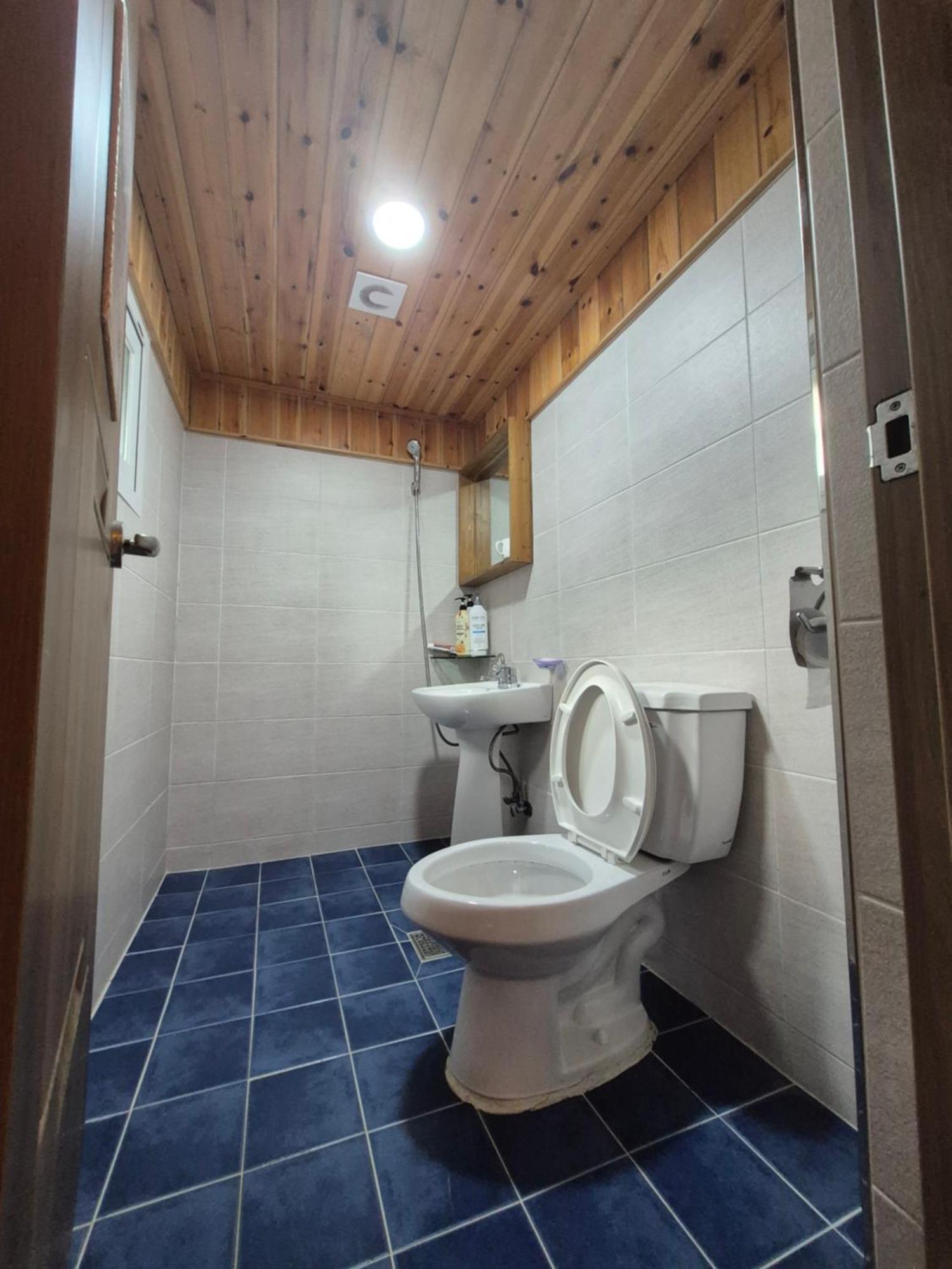 Jeonju Tosarang Guesthouse Habitación foto